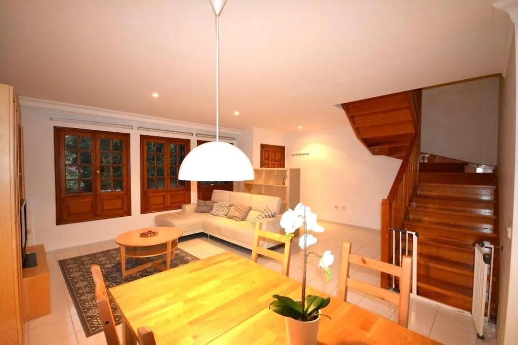 דירות Lovely House In The Best Area Of לה אורוטבה